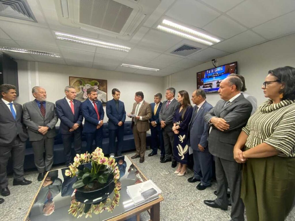 Assembleia entrega ao MPF pedido para suspender leilão de relicitação da BR-163