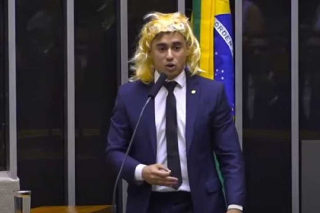 Condenado por ódio a transexuais, Nikolas diz que só denunciou tirania de ativistas