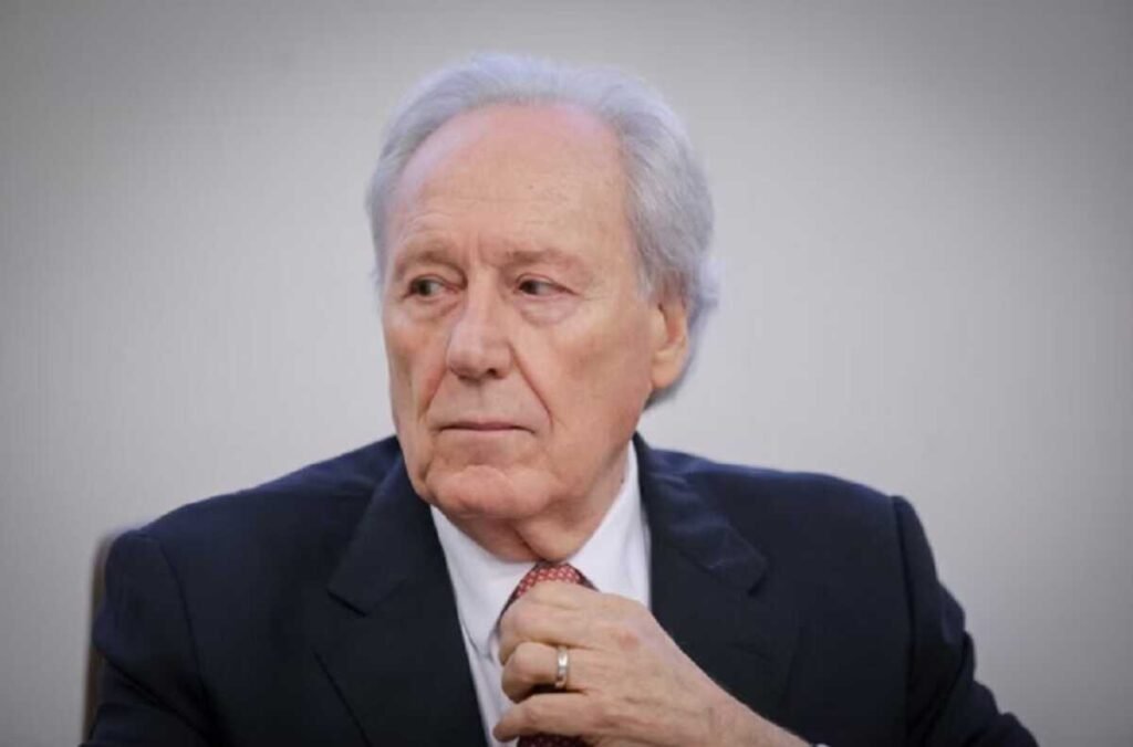 Entidade alvo da PF por fraude no INSS contratou filho de Lewandowski
