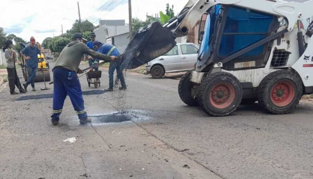 Gestão Adriane mantém ritmo intenso e força-tarefa de tapa-buraco em Campo Grande