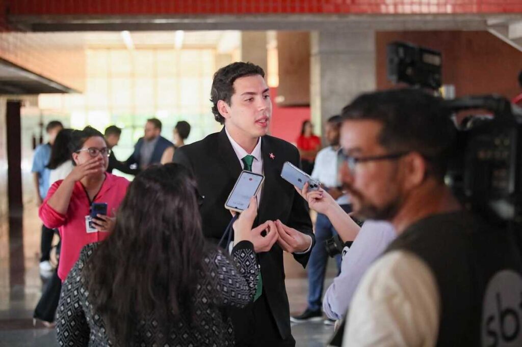 Jean Ferreira recorre ao STF e impede despejo de 18 famílias no São Jorge da Lagoa