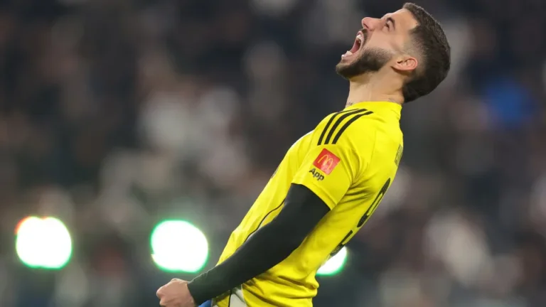 Kelvin conta como Neymar tentou levá-lo ao Santos