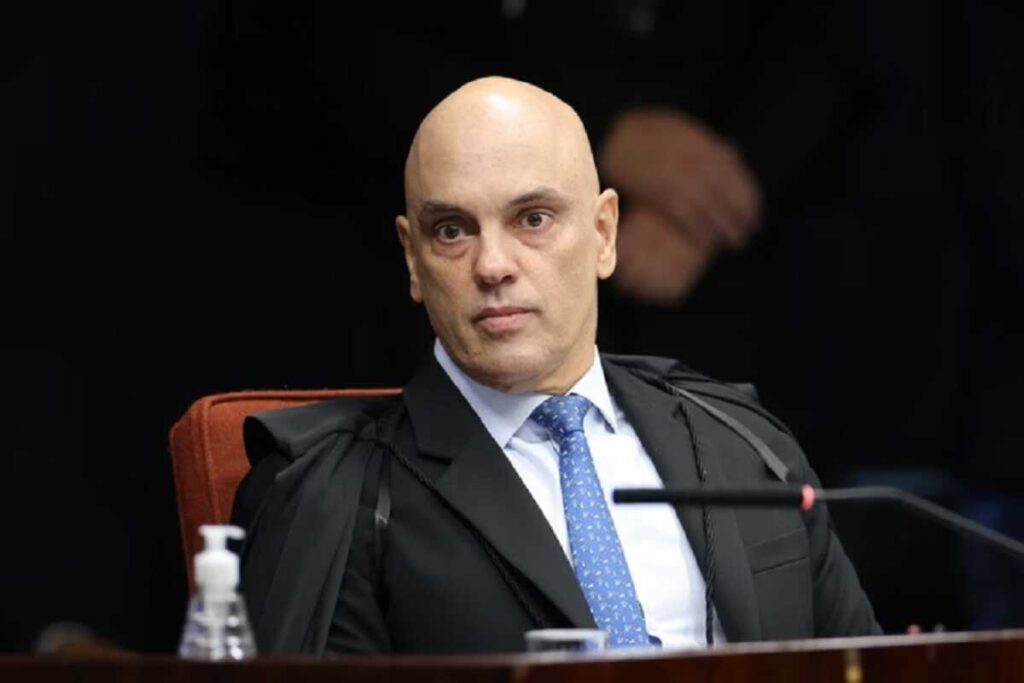 Moraes reduz pena de condenado por tráfico de 12 g de maconha