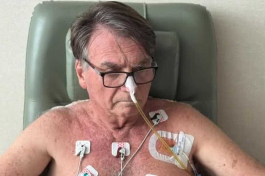 Na UTI, Bolsonaro convoca aliados para novo ato por anistia ao 8/1 (vídeo)