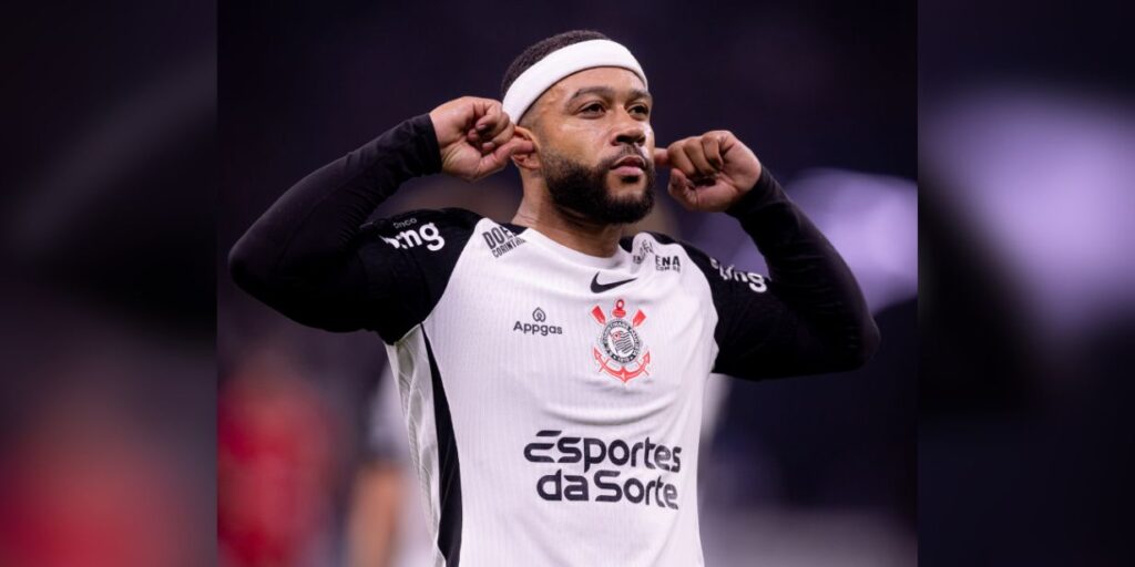 Memphis Depay comemora gol do Corinthians contra o América de Cali - Rodrigo Coca / Agência Corinthians