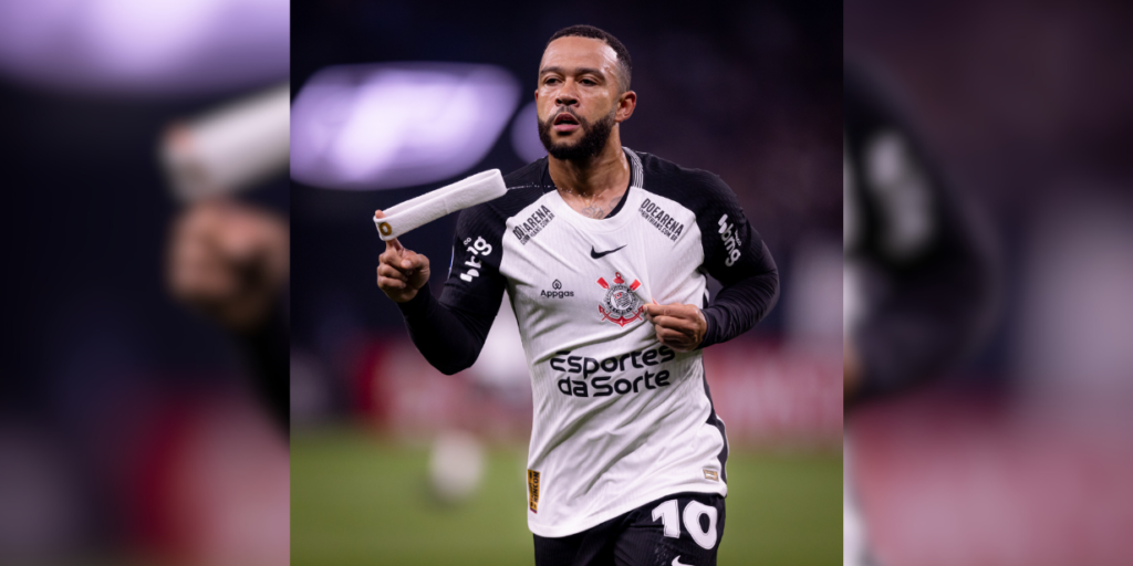 Memphis Depay, do Corinthians, comemora gol contra o América de Cali pela Copa Sul-Americana - Rodrigo Coca / Agência Corinthians