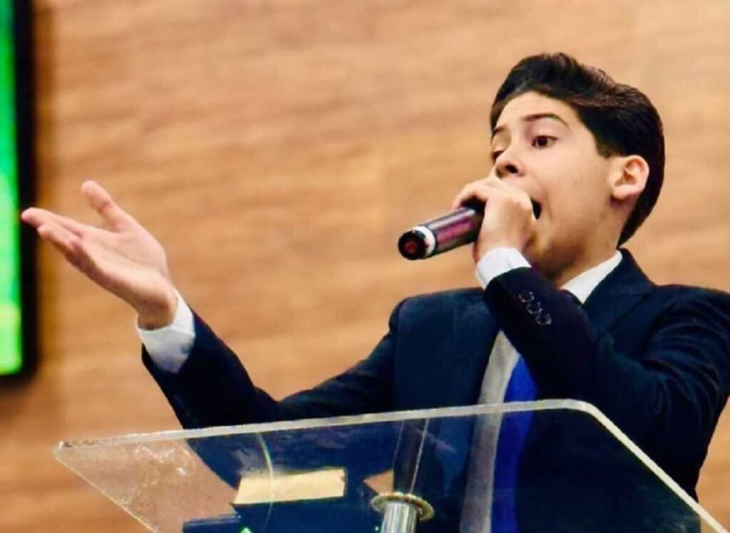 Pastor Miguel Oliveira diz que esquerda quer "parar a obra de Deus"