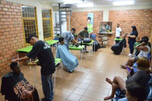 Central de Cursos da Prefeitura leva qualificação gratuita e inclusão social para moradores de Campo Grande
