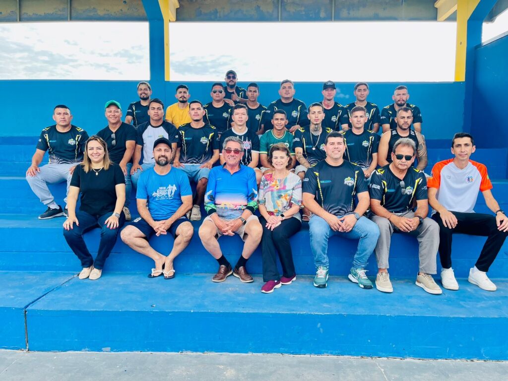 Delegação de Funcionários Públicos parte rumo a Nioaque para disputar a Copa Assomasul