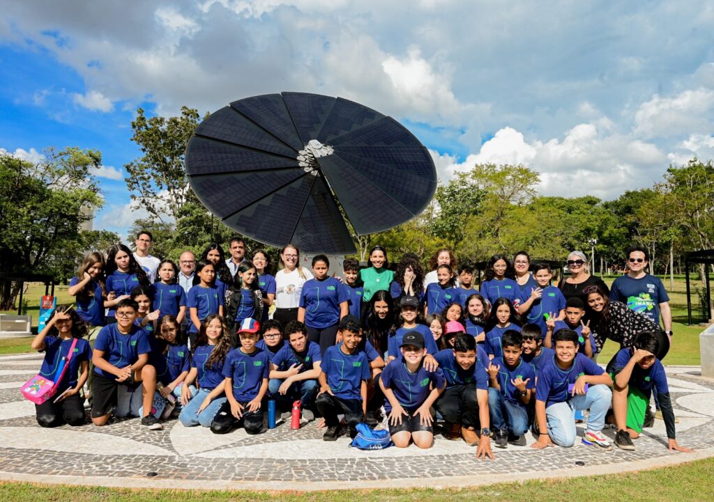  Estudantes conhecem a Flor Solar e semeiam sustentabilidade em alusão ao Dia Mundial do Meio Ambiente