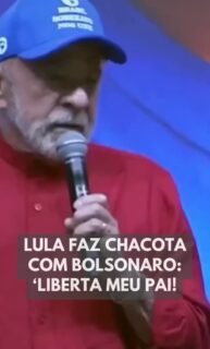 LULA FAZ CHACOTA COM BOLSONARO:
‘LIBERTA MEU PAI’

Em discurso nesta quinta-feira (17), o presidente Lula
(PT) fez chacota com o antecessor Jair Bolsonaro (PL) e o filho Eduardo e chegou a imitar o deputado federal licenciado: ‘liberta meu pai, liberta meu pai.

O presidente ainda afirmou que o integrantes clã
Bolsonaro devem ser chamados de ‘os traidores da nação, do século 21!

Assista e comente: Lula está certo ou Bolsonaro é quem tem razão? Ou no fim tão os dois errados?

📹 OA! @topmidianews